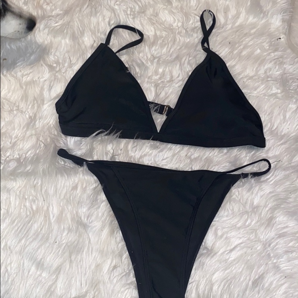 Black bikini 💋